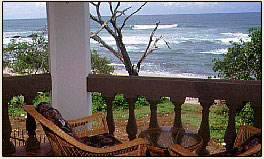 Guanacaste Hotels and Transfers: Hotel Villa Langosta